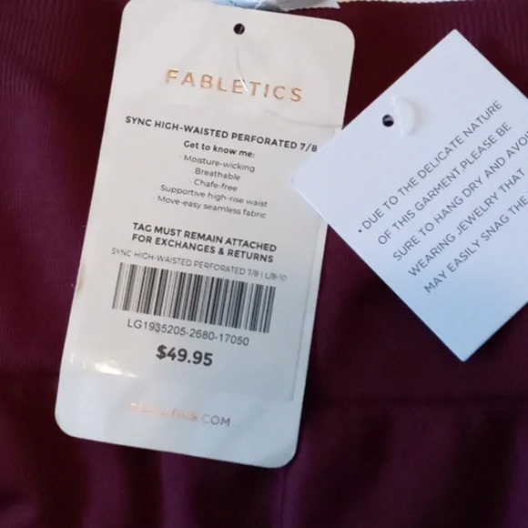 Fabletics - Picture 2 of 9